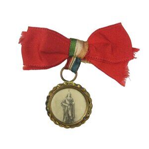 Minerva Athenia Goddess War Medal Vintage Brooch Pin 2 in Medallion Ribbon